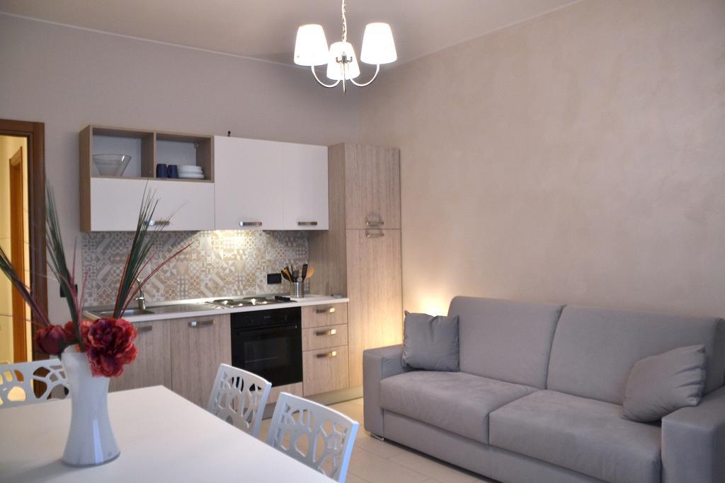 Residenze Principe Amedeo Hotel Bari Bagian luar foto