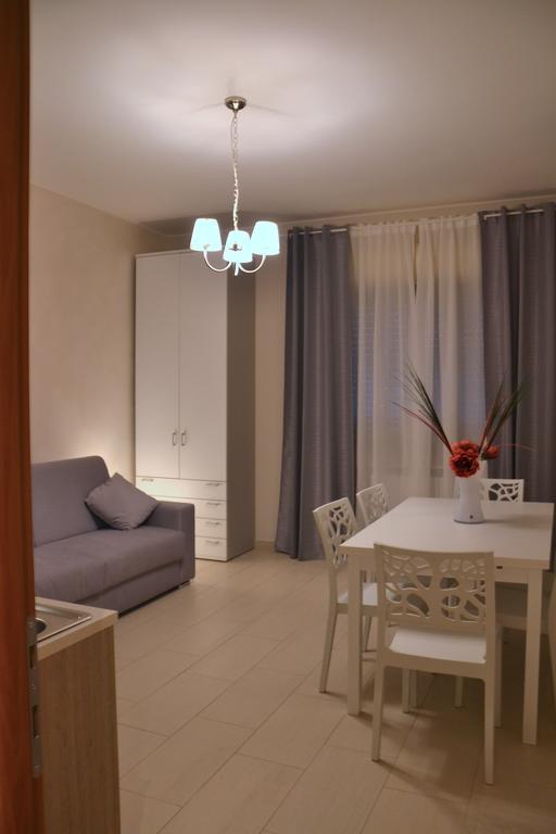 Residenze Principe Amedeo Hotel Bari Bagian luar foto