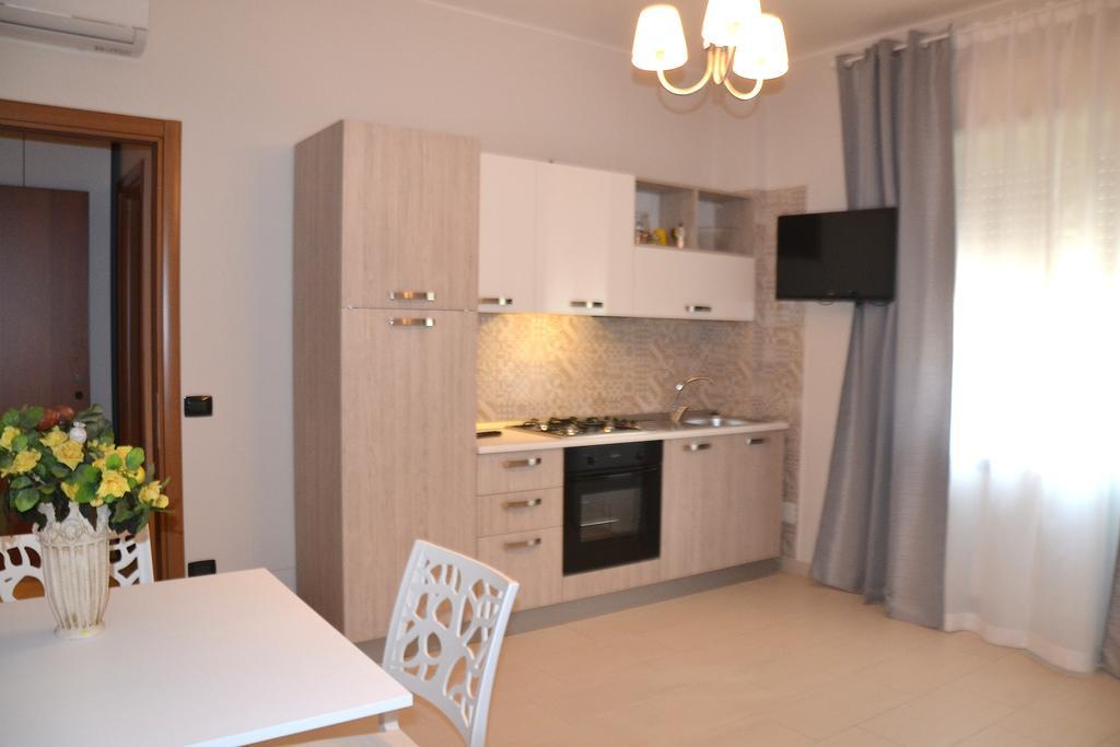 Residenze Principe Amedeo Hotel Bari Bagian luar foto